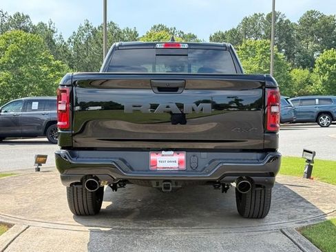 New 2026 RAM 1500 Express AWD/4WD image 6