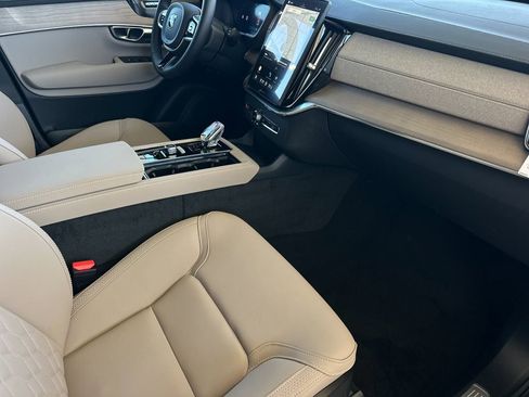 New 2026 Volvo XC90 T8 Plus w/ Protection Package Premier image 16