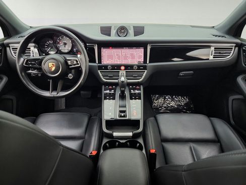 Used 2024 Porsche Macan S AWD/4WD image 23
