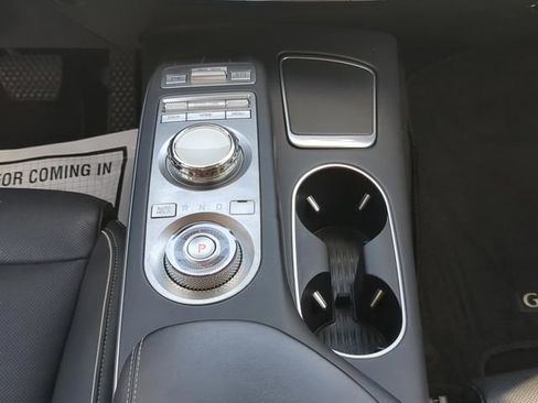 Used 2023 Genesis GV70 2.5T w/ Advanced Package AWD/4WD image 25