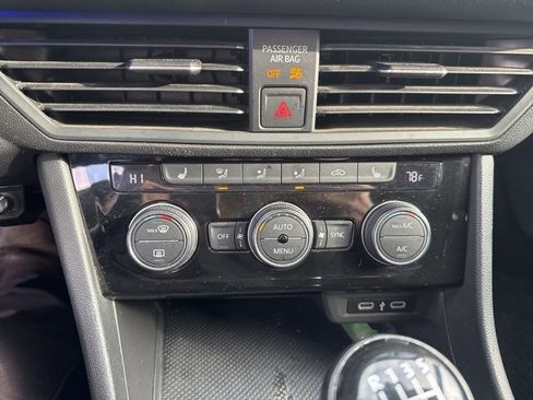 Used 2021 Volkswagen Jetta GLI image 21