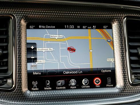 Used 2015 Dodge Challenger SRT Hellcat RWD image 19