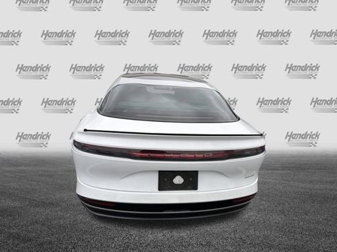 Used 2022 Lucid Air Grand Touring image 9