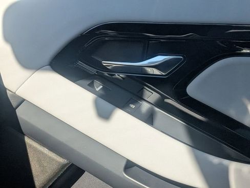 New 2026 Land Rover Range Rover Evoque Dynamic SE image 24