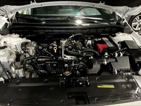 Used 2024 Nissan Altima 2.5 SV image 29