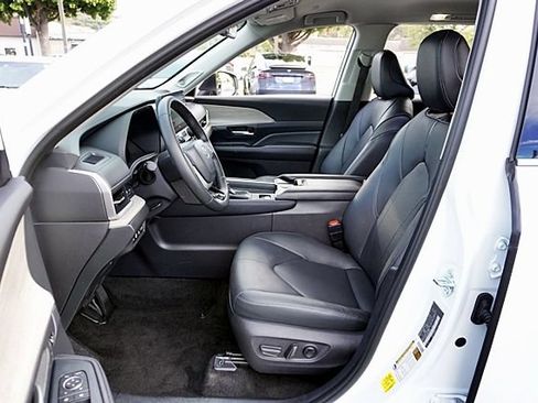 Used 2026 Toyota Grand Highlander AWD Hybrid image 14