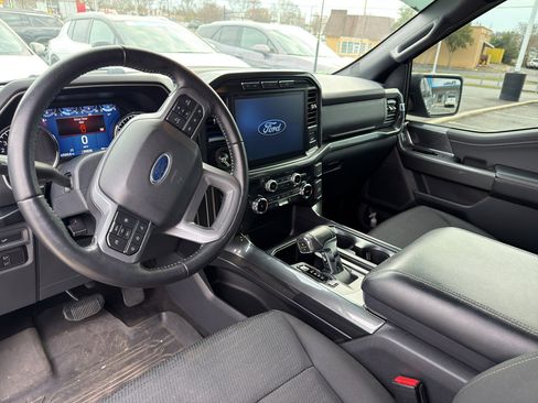 Used 2022 Ford F150 XLT w/ Equipment Group 302A High image 9