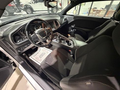 Used 2015 Dodge Challenger R/T w/ Quick Order Package 28B R/T RWD image 15