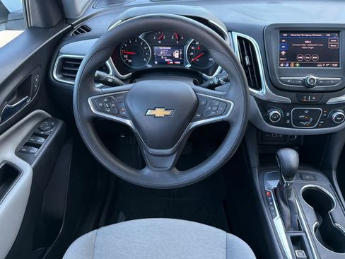 Used 2022 Chevrolet Equinox LT w/ LPO, Floor Liner Package FWD image 14