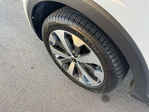 Used 2022 Kia Telluride EX w/ EX Premium Package image 35