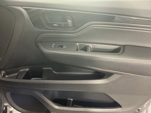 Certified 2023 Honda Odyssey Touring image 13