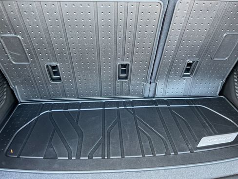 Used 2026 Chevrolet Tahoe Z71 w/ Z71 Off-Road Package image 17