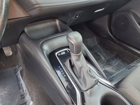 Used 2024 Toyota Corolla SE Nightshade image 9