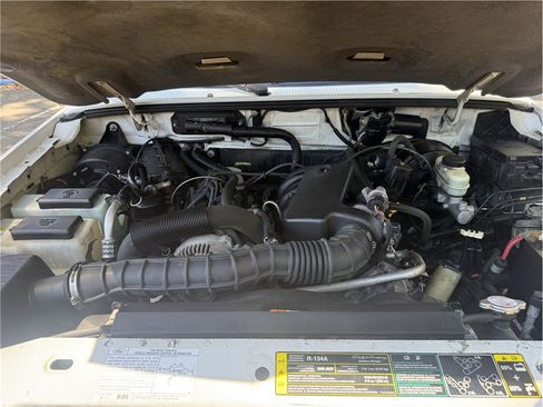 Used 2005 Ford Ranger XLT RWD image 12
