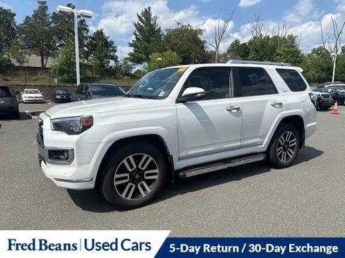 Used 2024 Toyota 4Runner Limited AWD/4WD image 19