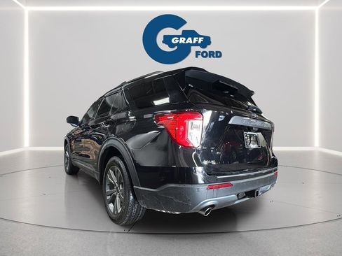 Used 2021 Ford Explorer XLT w/ Equipment Group 202A image 3