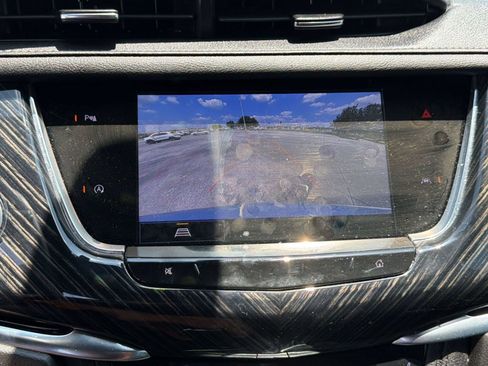 Used 2025 Cadillac XT6 Premium Luxury FWD image 20