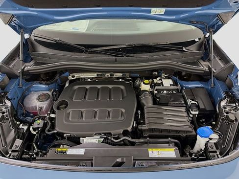 New 2026 Volkswagen Tiguan SE FWD image 29