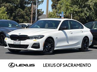 Used 2022 BMW 330e w/ M Sport Package RWD video 1