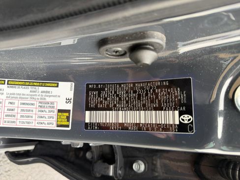 Used 2024 Toyota Corolla LE FWD image 36