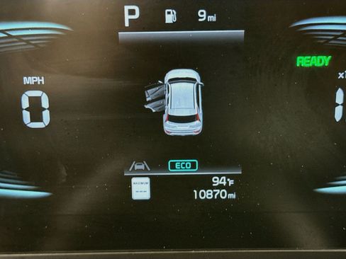 Used 2026 Kia Niro LX FWD image 16