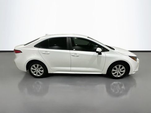 Used 2024 Toyota Corolla LE FWD image 8