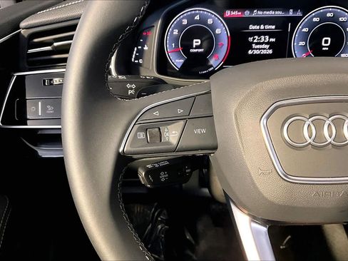 Used 2025 Audi Q7 3.0T Prestige AWD/4WD image 24