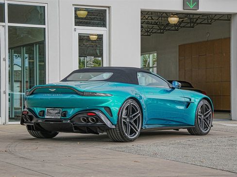 New 2026 Aston Martin V8 Vantage Roadster image 9