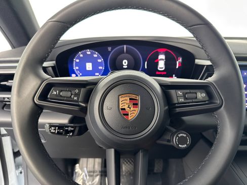 Certified 2026 Porsche Macan 4 Electric AWD/4WD image 28