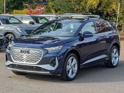 Used 2023 Audi Q4 e-tron Prestige w/ 20" Wheel Package image 9