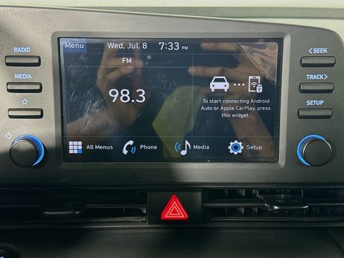 Used 2025 Hyundai Elantra Sport FWD image 16