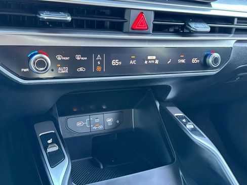 New 2025 Kia Sorento S w/ Panoramic Sunroof Package image 22