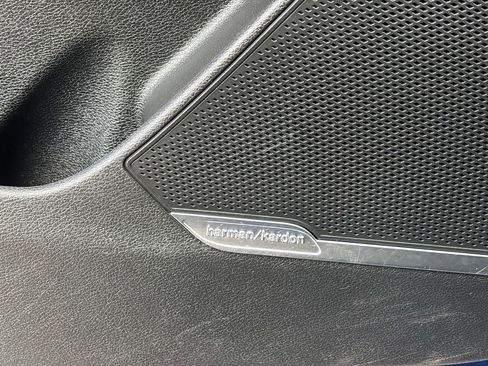 Used 2023 Kia Sportage SX image 16