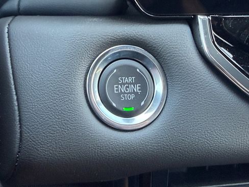 New 2026 GMC Canyon Elevation w/ Convenience Package RWD image 30