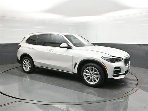 Certified 2023 BMW X5 sDrive40i w/ Executive Package image 17
