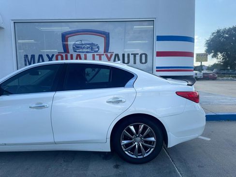 Used 2017 INFINITI Q50 3.0t Premium w/ 3.0T Premium Plus Package RWD image 30