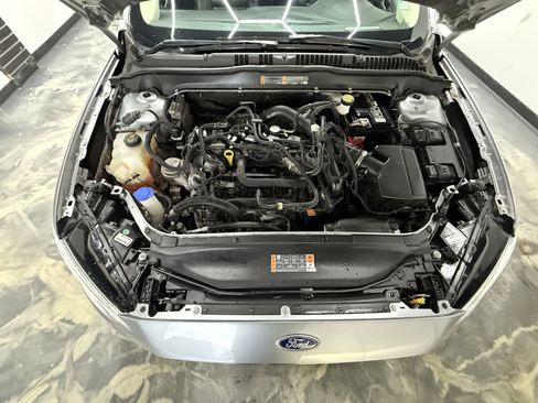 Used 2020 Ford Fusion SEL image 30