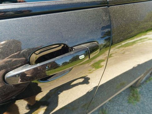 Used 2023 Chevrolet Equinox RS AWD/4WD image 8