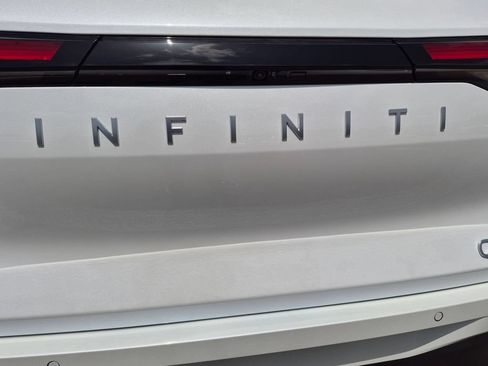 New 2027 INFINITI QX60 Luxe w/ Family Package AWD/4WD image 9