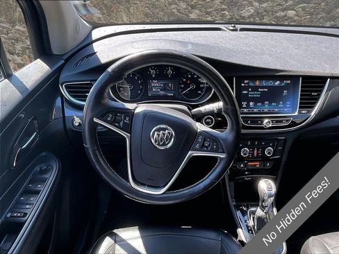 Used 2019 Buick Encore Essence w/ Safety Package II AWD/4WD image 4