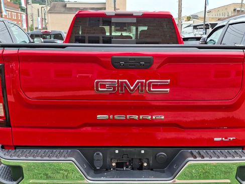Used 2021 GMC Sierra 1500 SLT w/ SLT Convenience Package AWD/4WD image 5