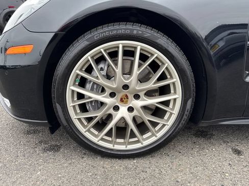 Used 2020 Porsche Panamera 4 AWD/4WD image 28