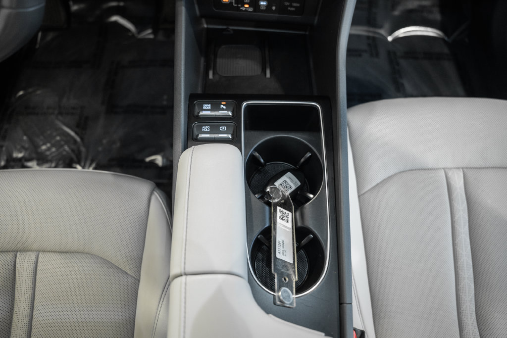 Used 2025 Hyundai Sonata Limited FWD image 24
