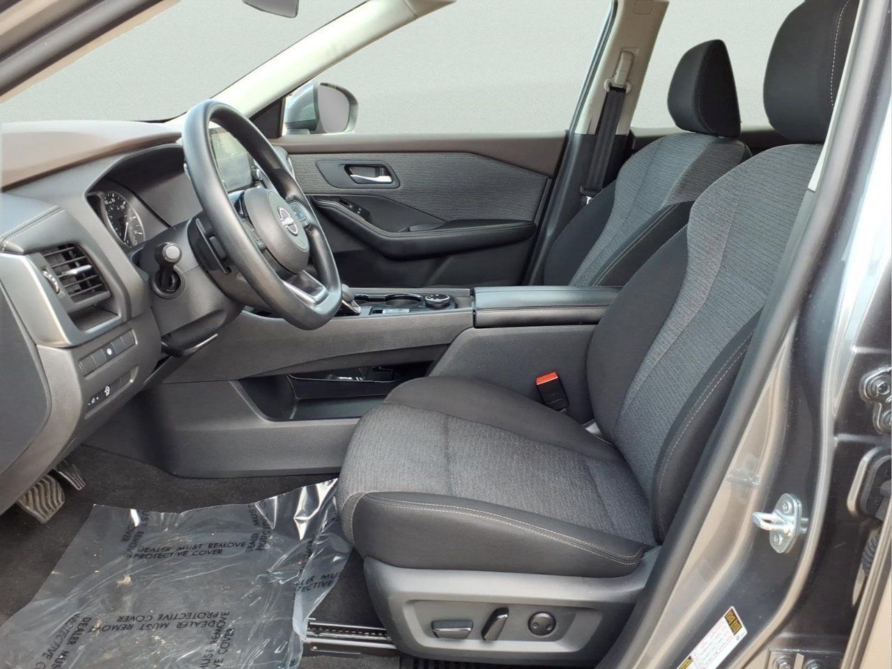Used 2023 Nissan Rogue SV AWD/4WD image 17