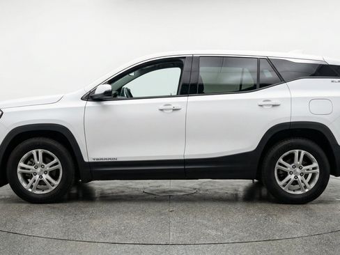 Used 2024 GMC Terrain SLE FWD image 5