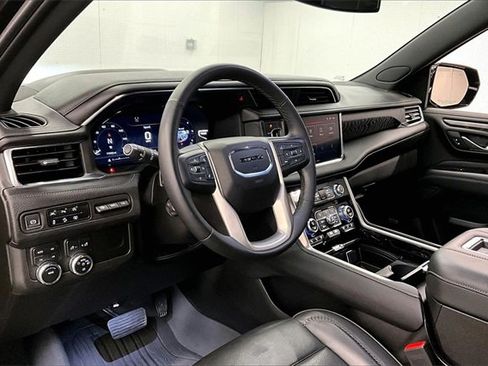 Used 2023 GMC Yukon Denali w/ LPO, Floor Liner Package image 14