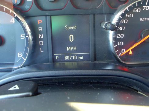Used 2017 Chevrolet Silverado 1500 W/T AWD/4WD image 11