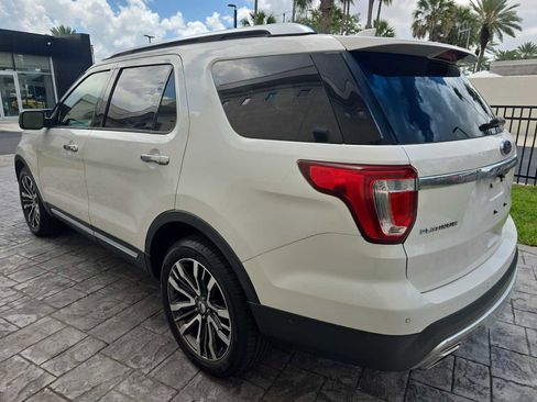 Used 2017 Ford Explorer Platinum AWD/4WD image 8