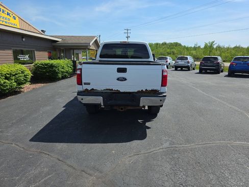 Used 2016 Ford F250 XLT w/ XLT Premium Package AWD/4WD image 7