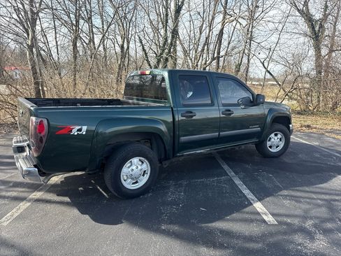 Used 2004 Chevrolet Colorado LS w/ Power Convenience Package image 2